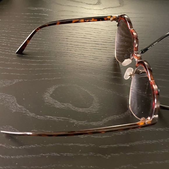 ❤️Aviator Sunglasses x2☀️ - Picture 5 of 8